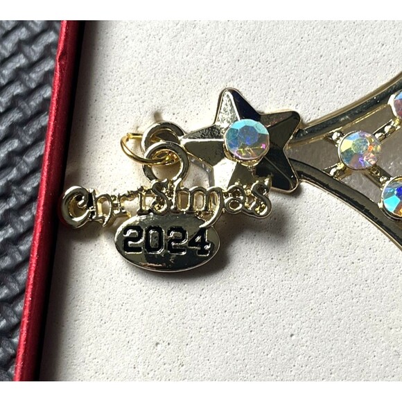 H&D HYALINE & DORA 2024 Metal Christmas Tree Hanging Ornament - Picture 7 of 8